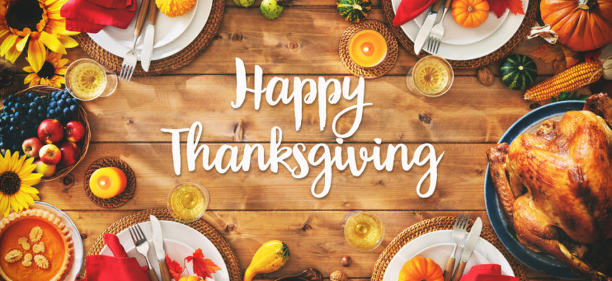 Thanksgiving,Celebration,Traditional,Dinner,Setting,Meal,Concept,With,Happy,Thanksgiving